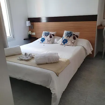 H Bella Mar 罗萨斯